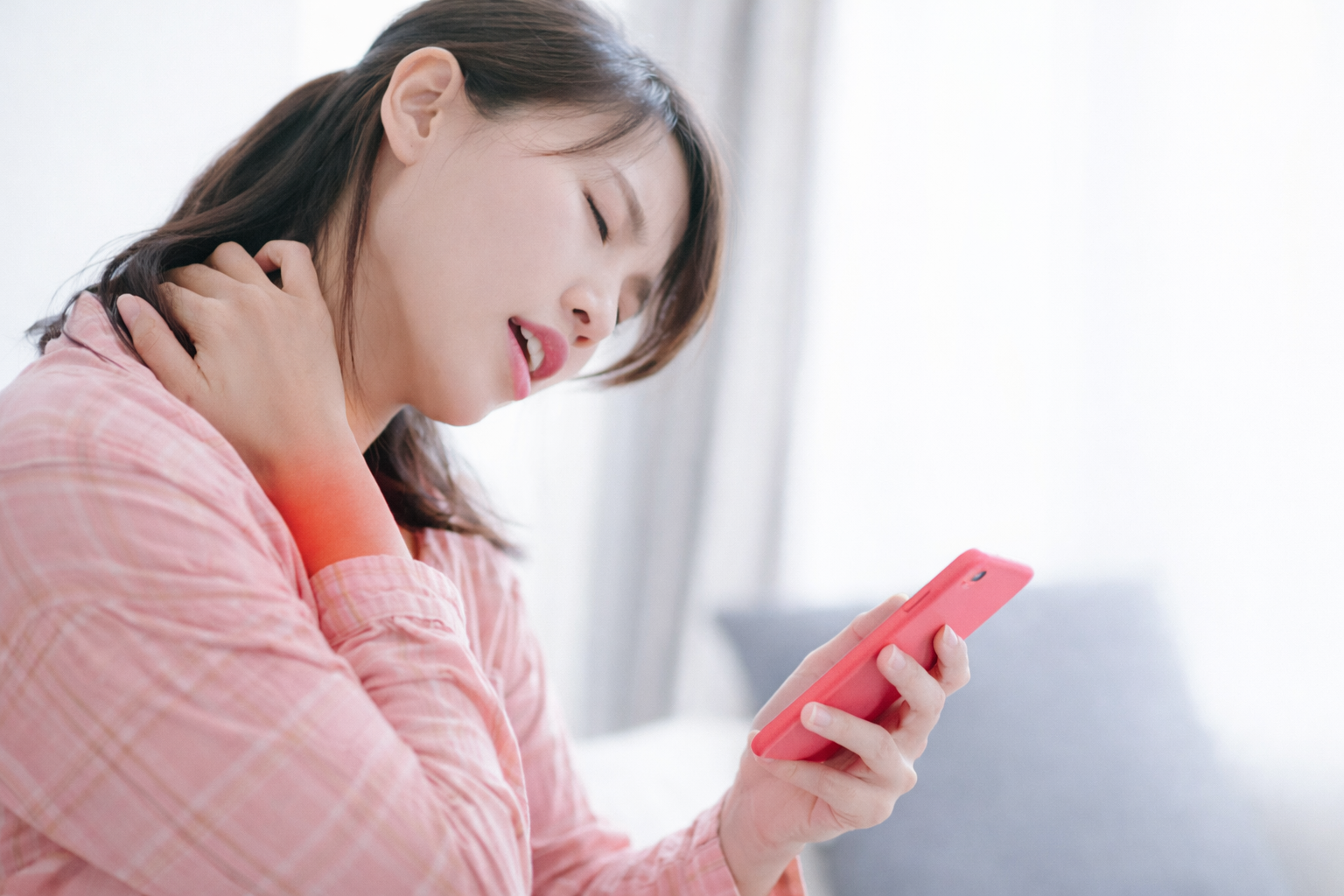 Text Neck – Prevention and Treatment